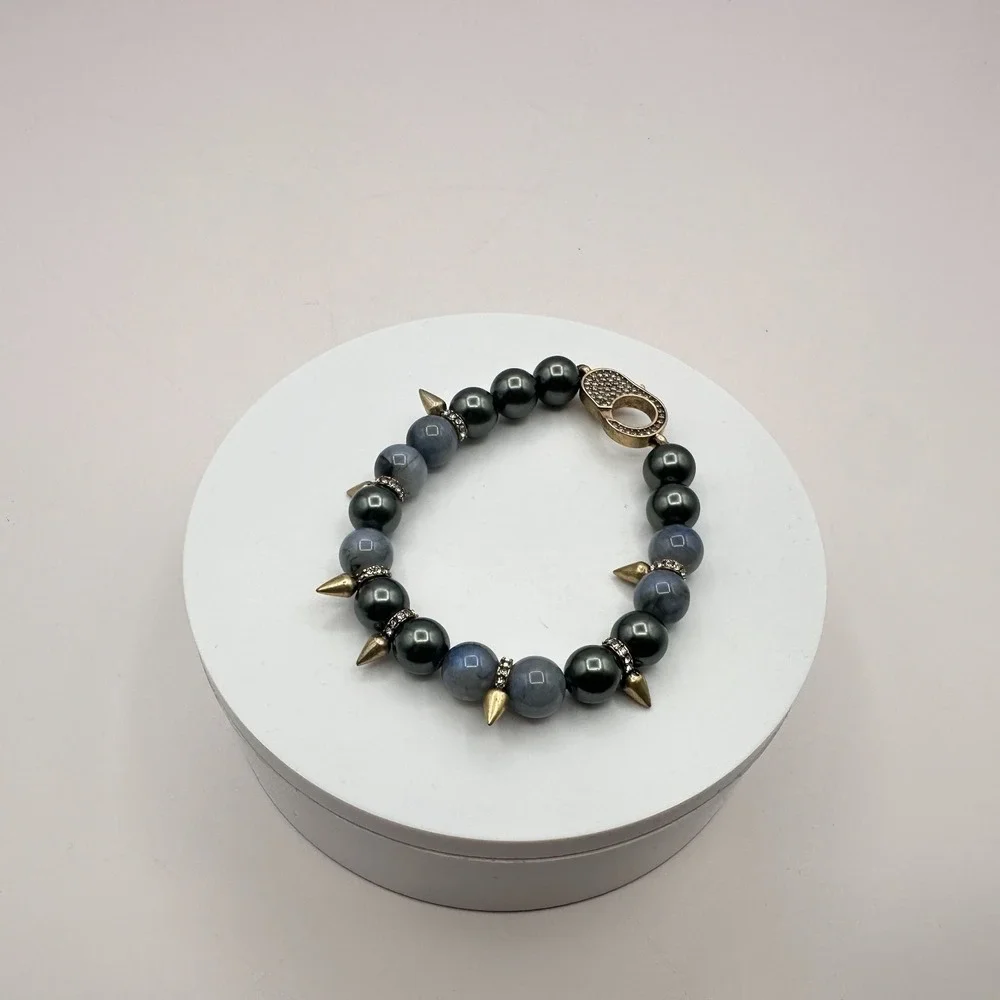 Vintage 80s Beaded Stretch Bracelet Slate Grey Hematite Gold Tone Spikes Jewelry